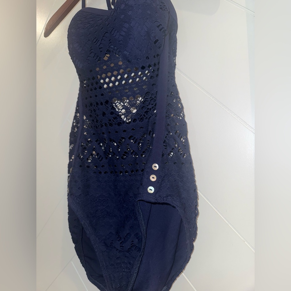 Robin Piccone Penelope Crochet One-Piece Swimsuit – Navy – Size 8 - Picture 8 of 13